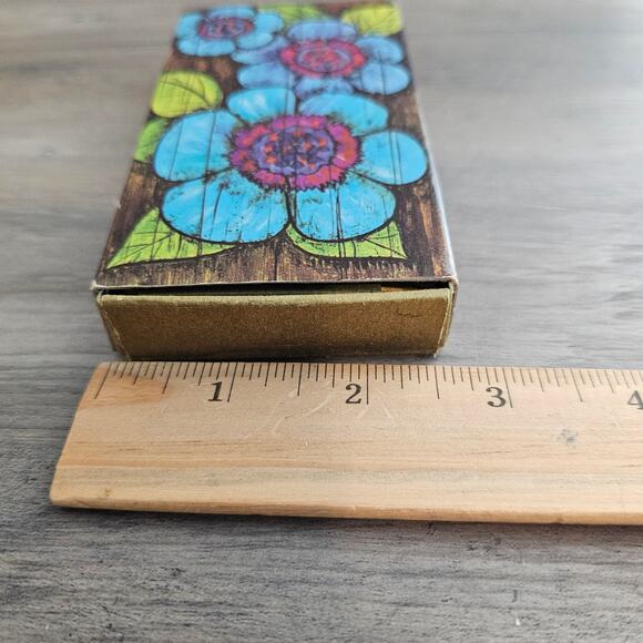 Vintage 1970 The Ohio Match Company Wood Floral Matches Decor 70s Cottage Candle - Picture 11 of 11